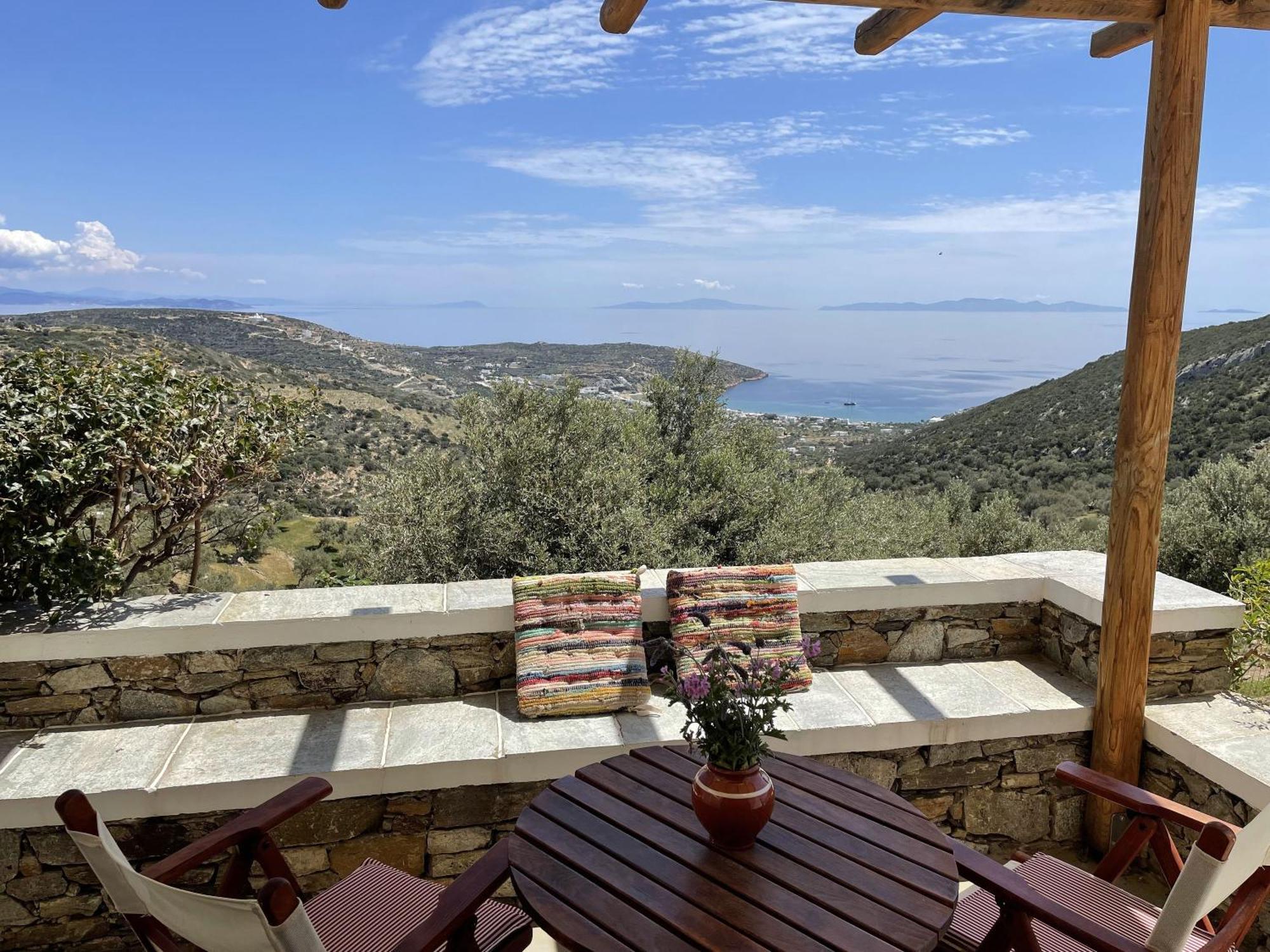 Mirsini In Sifnos * Βαθύ