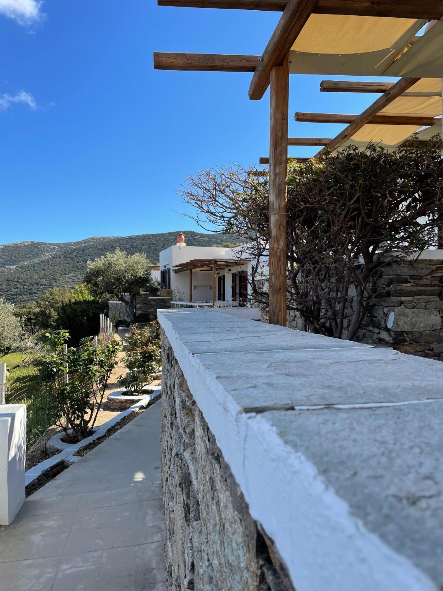 Mirsini In Sifnos Βαθύ
